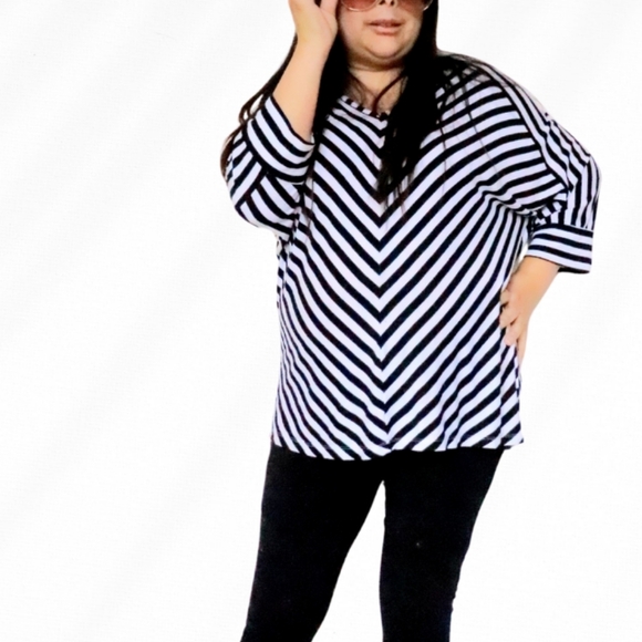 APT 9 WOMENS SIZE XL BLACK & WHITE STRIPE SHIRT - Picture 3 of 3